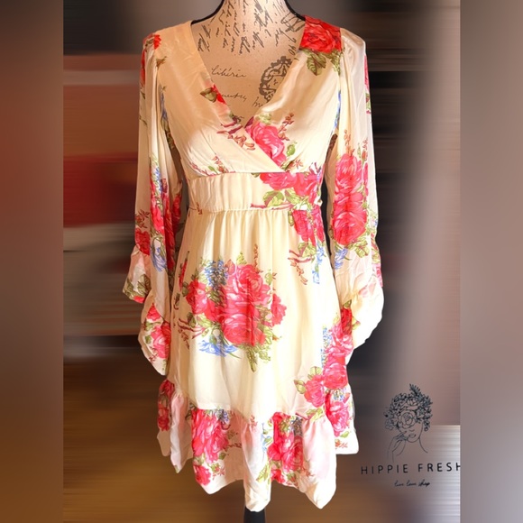 Betsey Johnson Women's Floral Boho Dress Size 4 - Picture 4 of 11